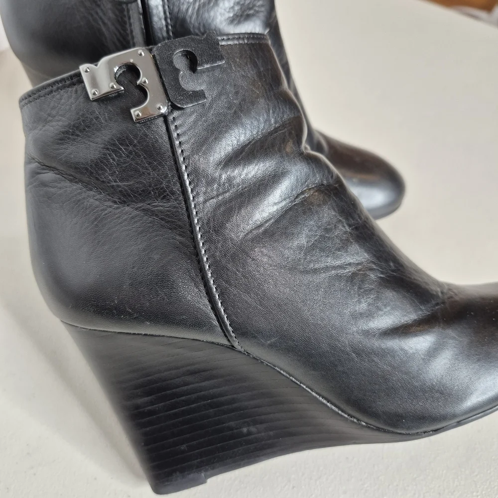 Tory Burch Lowell Leather Wedge Ankle Boots - Size 5.5